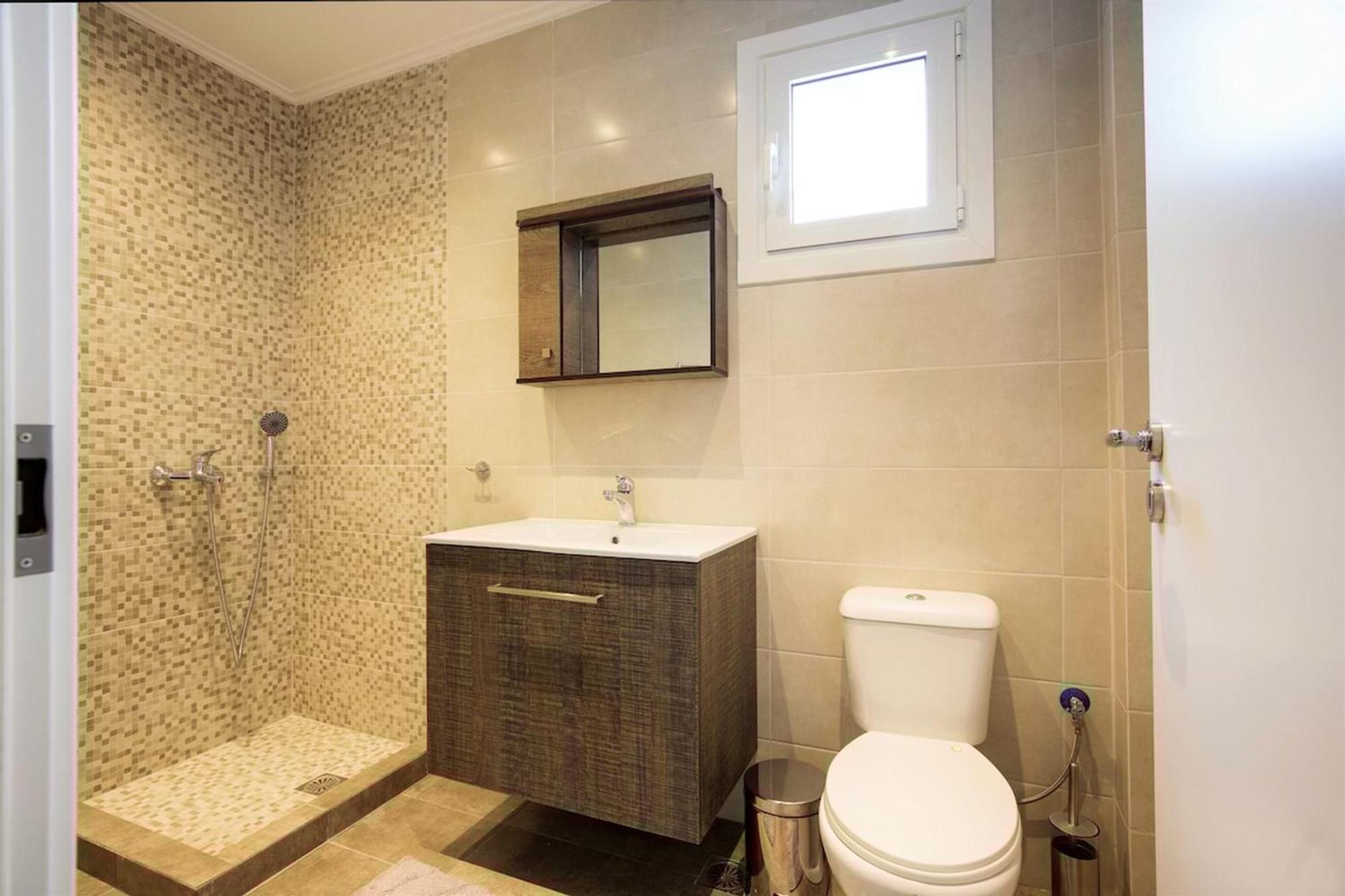 Peaceful Renovated Apartment Near Lycabettus Hill أثينا المظهر الخارجي الصورة