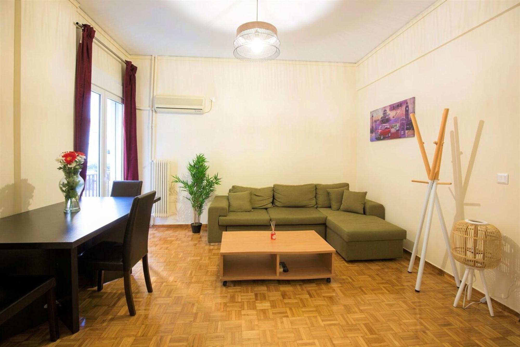 Peaceful Renovated Apartment Near Lycabettus Hill أثينا المظهر الخارجي الصورة